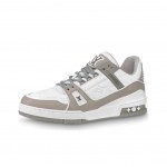 Louis V Trainer Luxy Fashion Men Ladies  Leather Low Sneakers